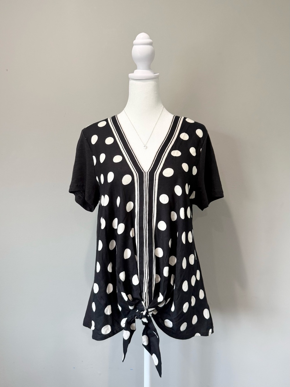 Anthropologie Akemi + Kin Sherburne Polka Dot V-Neck Blouse - Picture 2 of 5